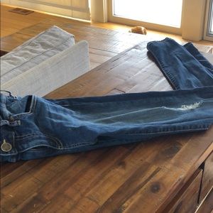 Skinny mid rise jeans
